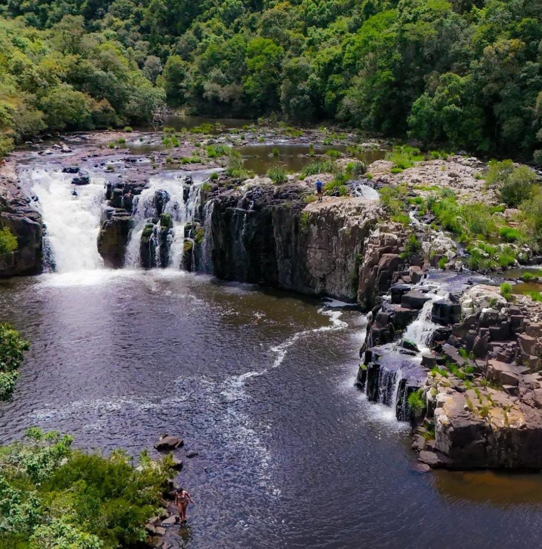 Cascata Perau de Janeiro 06 Fevereiro 2027 (06/02) (Sábado)
